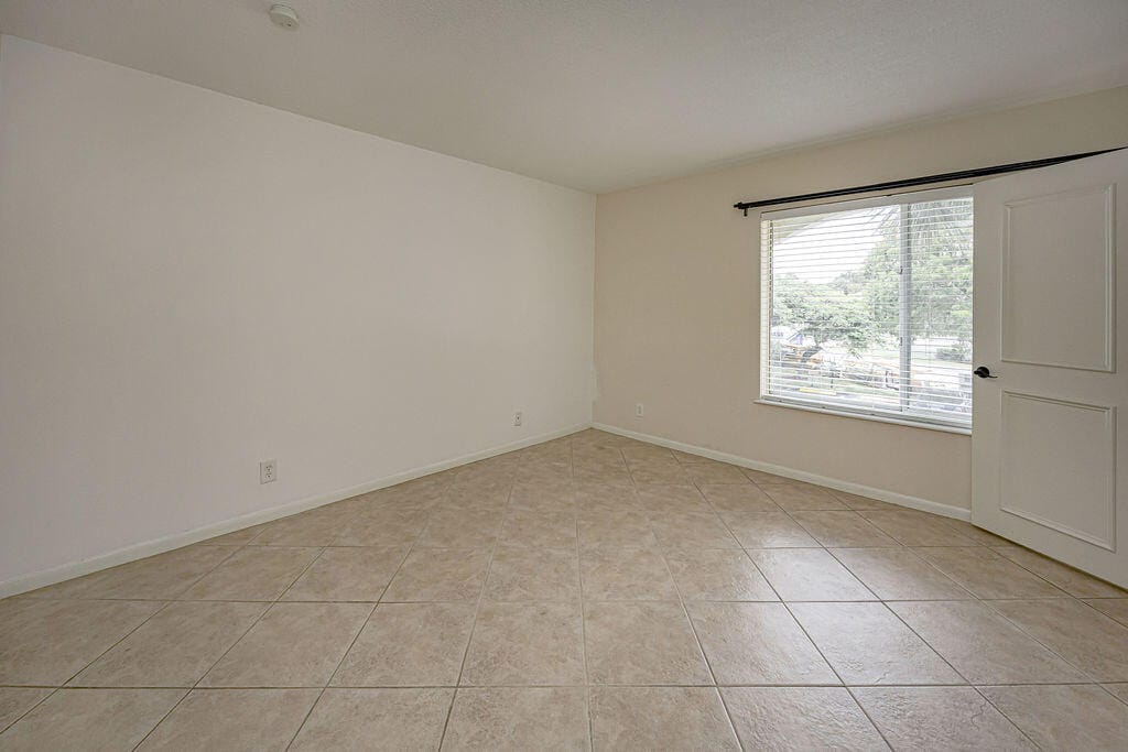 815 W BOYNTON BEACH Boulevard 1-203, Boynton Beach, FL 33426 photo 12