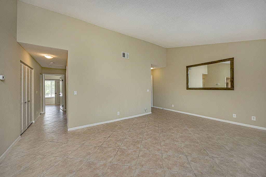 815 W BOYNTON BEACH Boulevard 1-203, Boynton Beach, FL 33426 photo 3