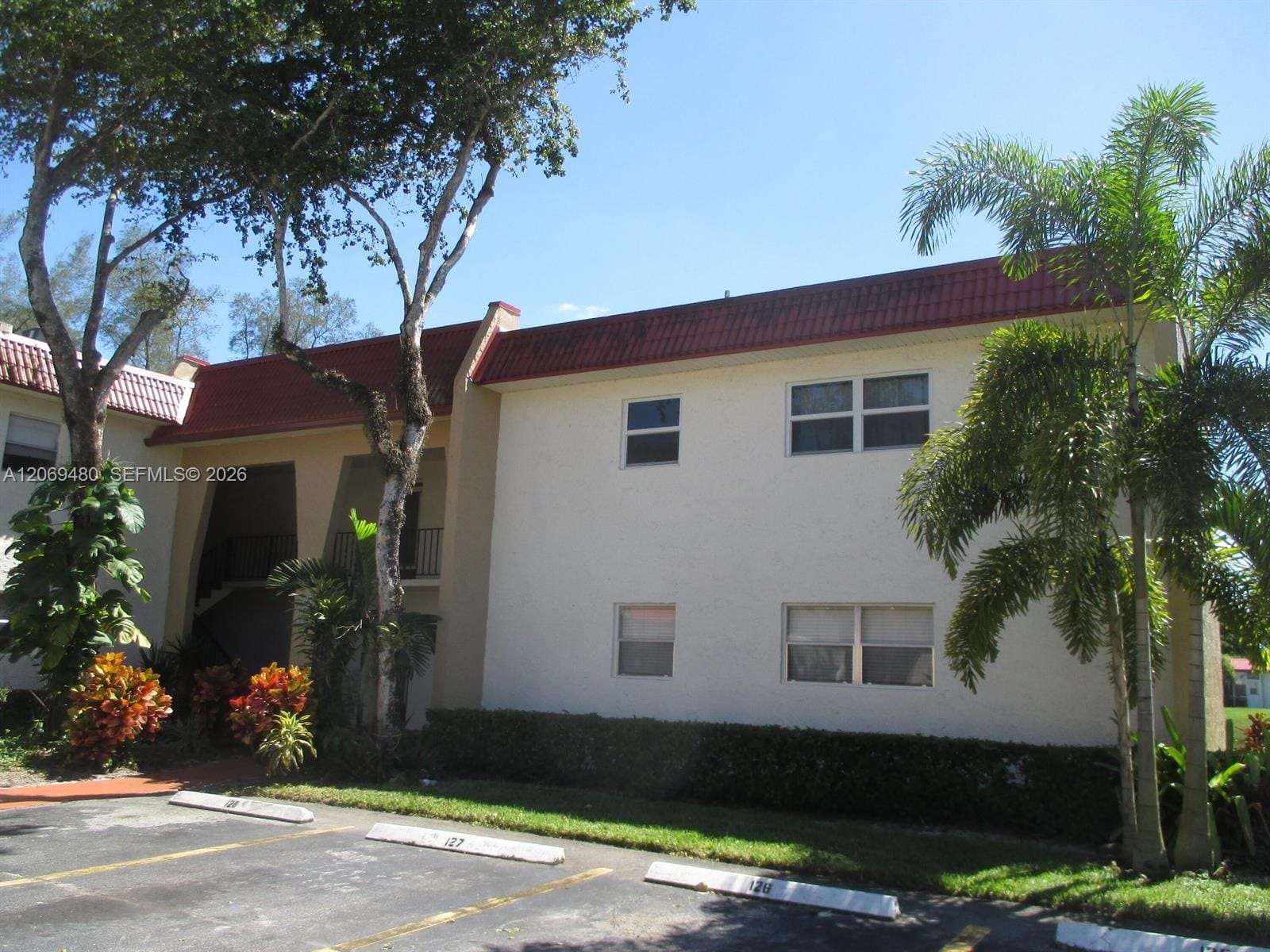 212 Lake Frances Drive 212