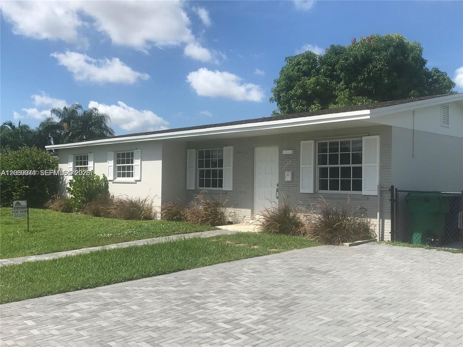 17940 NW 85th Avenue, Hialeah, FL 33015