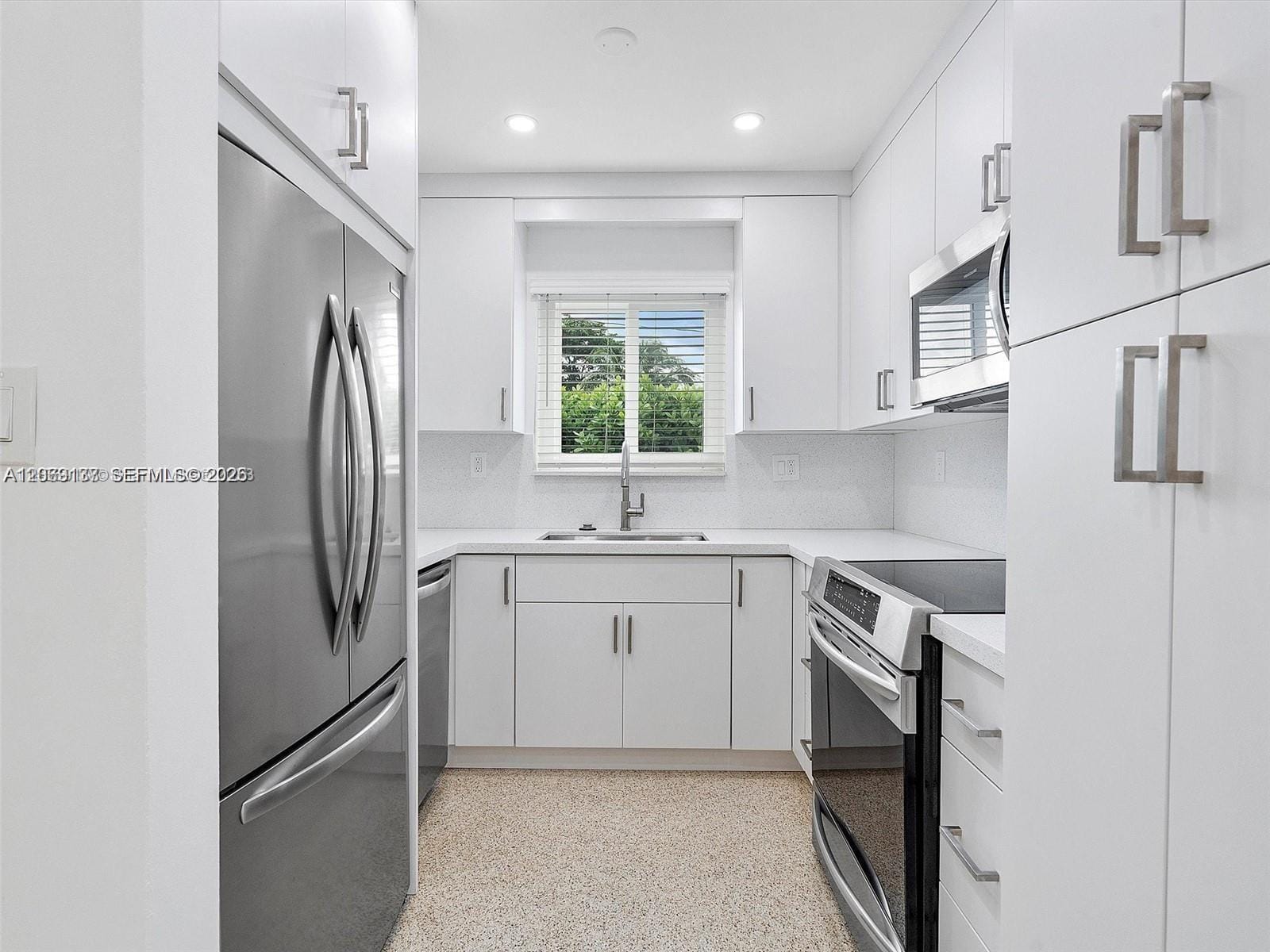 17320 NW 80th Avenue — photo 12