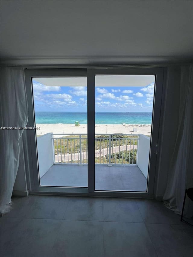 345 Ocean Drive 616, Miami Beach, FL 33139