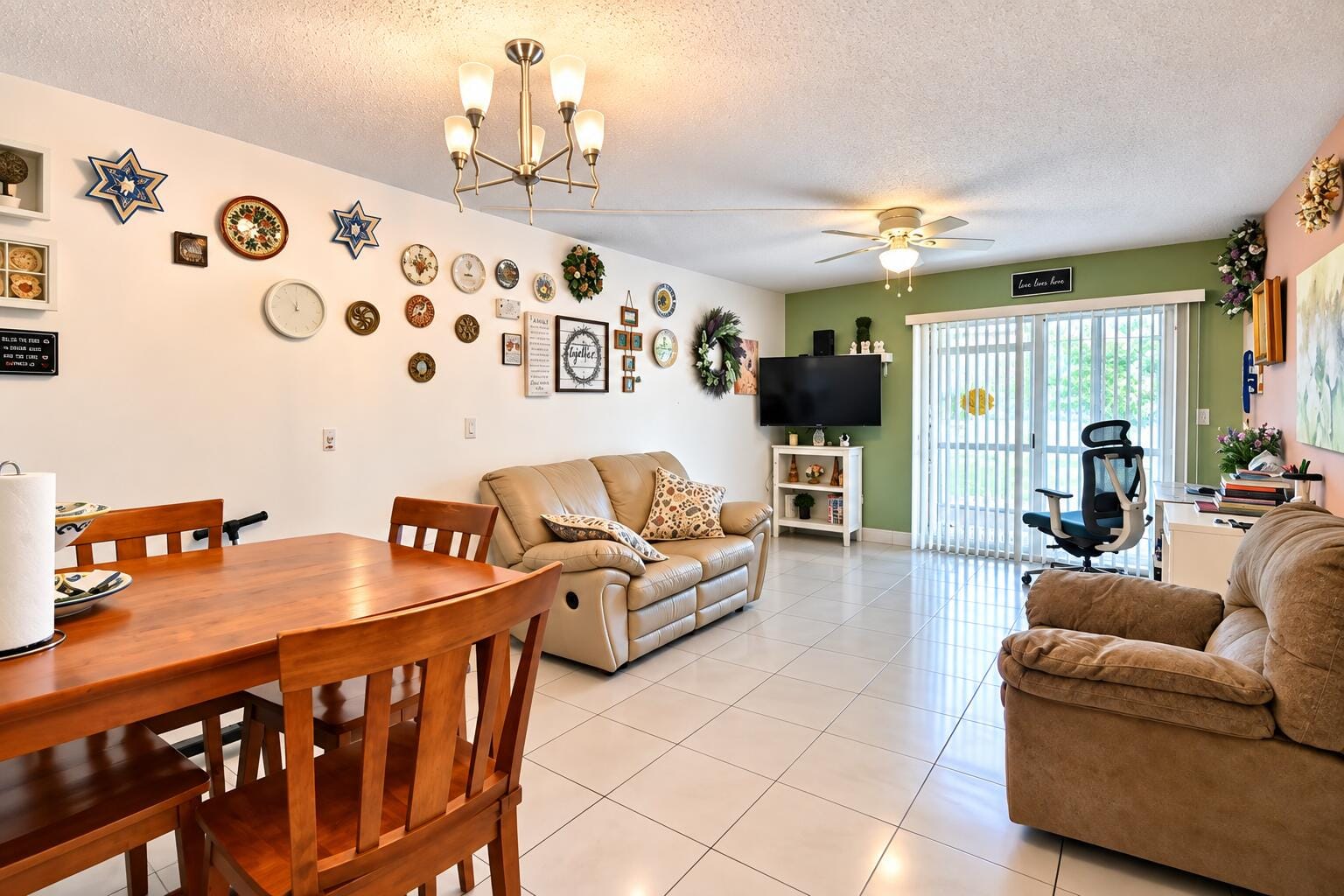6120 FOREST HILL Boulevard 111 — photo 8