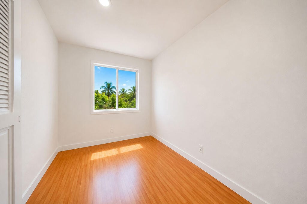 5733 NW 112th Place, Doral, FL 33178 photo 22