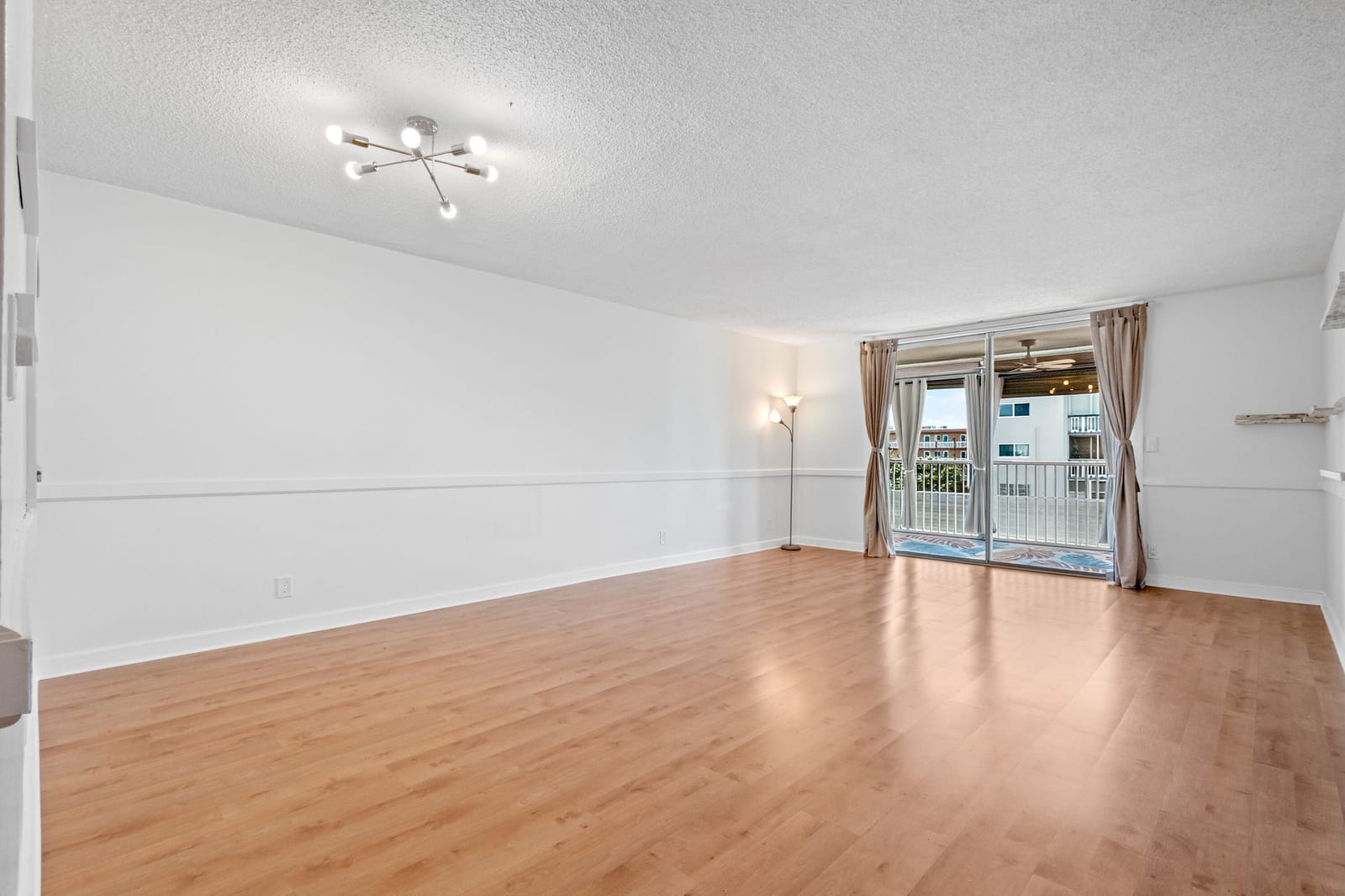 620 NE 12th Avenue 602, Hallandale Beach, FL 33009 photo 11