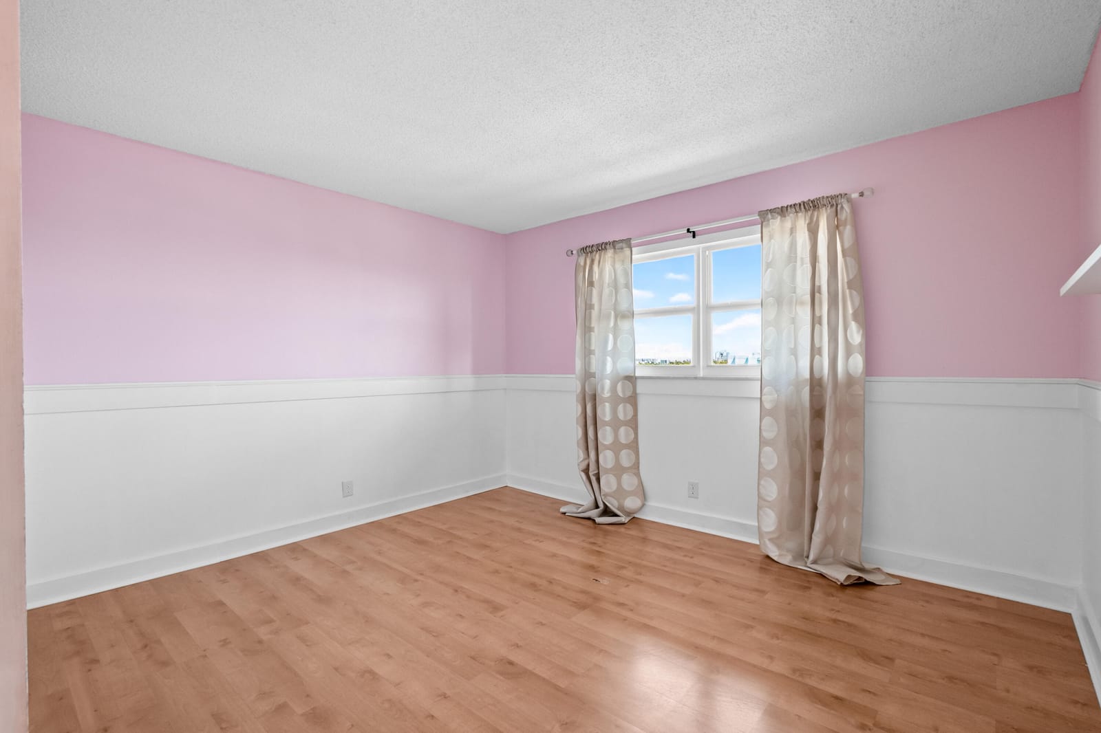 620 NE 12th Avenue 602, Hallandale Beach, FL 33009 photo 17