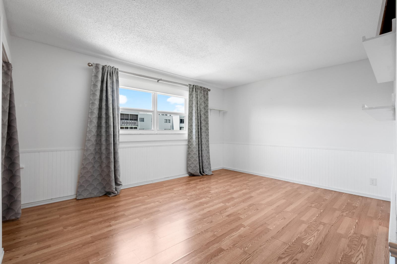 620 NE 12th Avenue 602, Hallandale Beach, FL 33009 photo 21