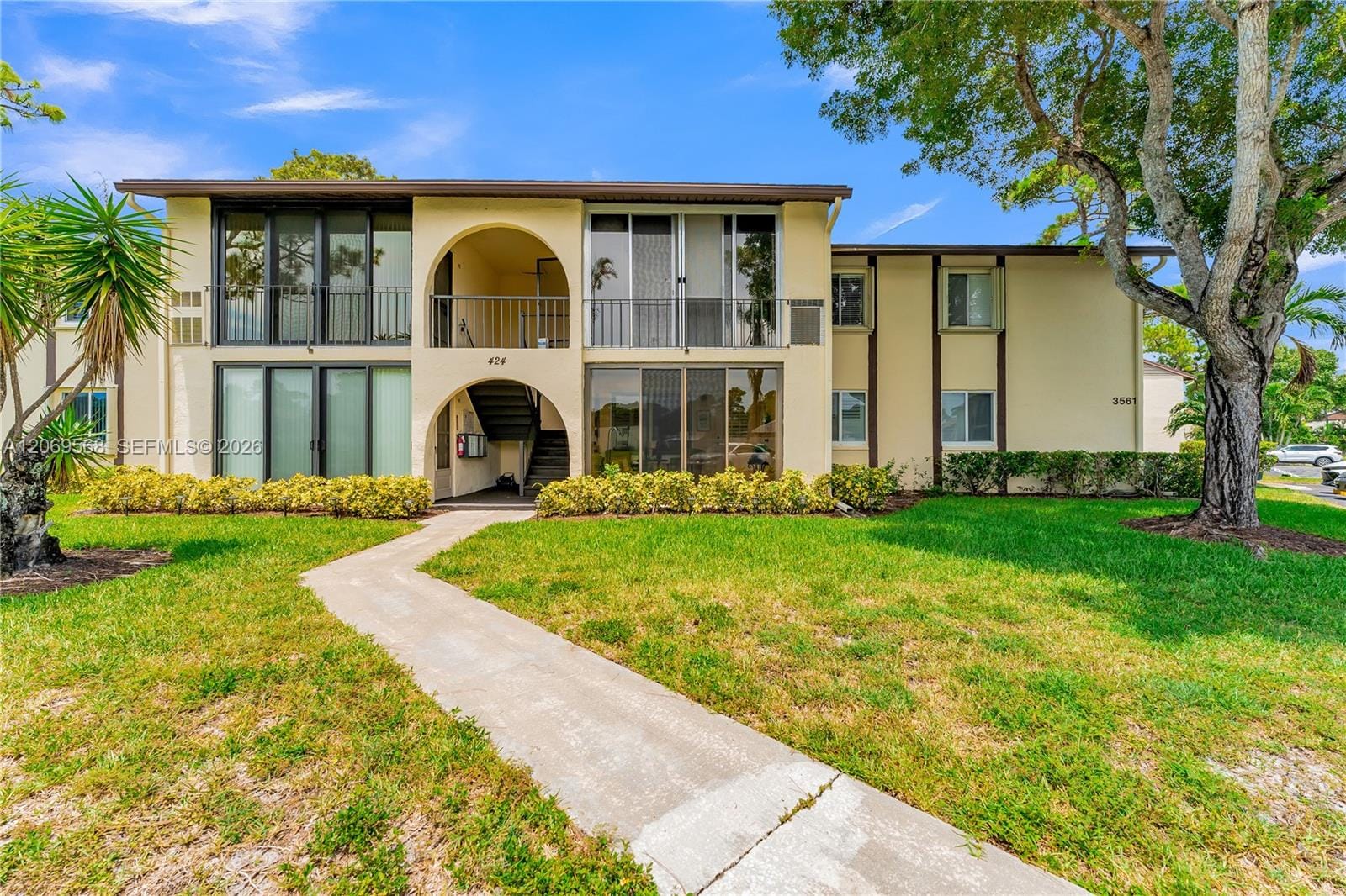3561 Pine Tree Court D-1, Greenacres, FL 33463