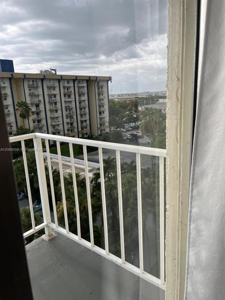 4550 NW 9th Street 701E — photo 7