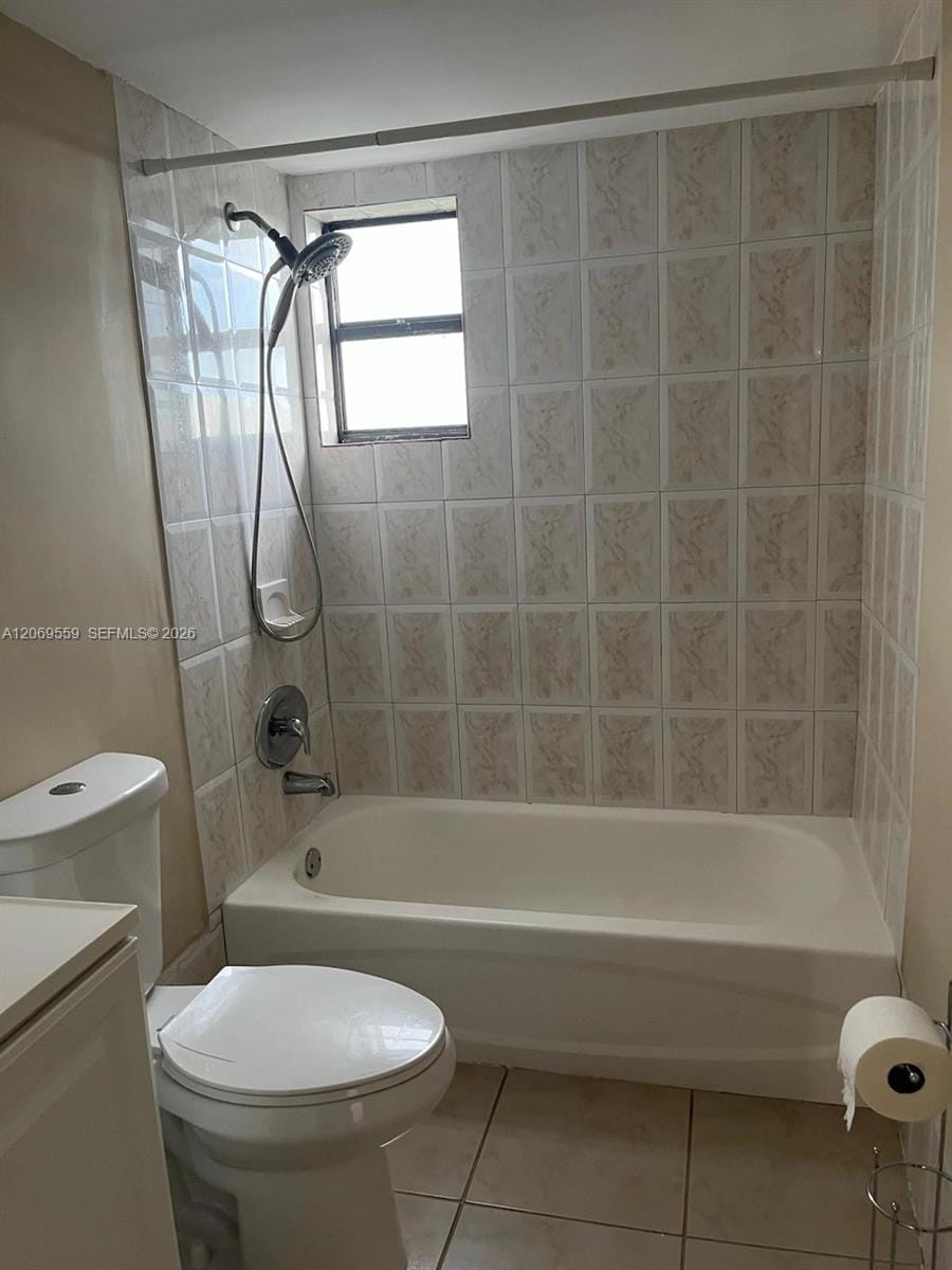 4550 NW 9th Street 701E — photo 9