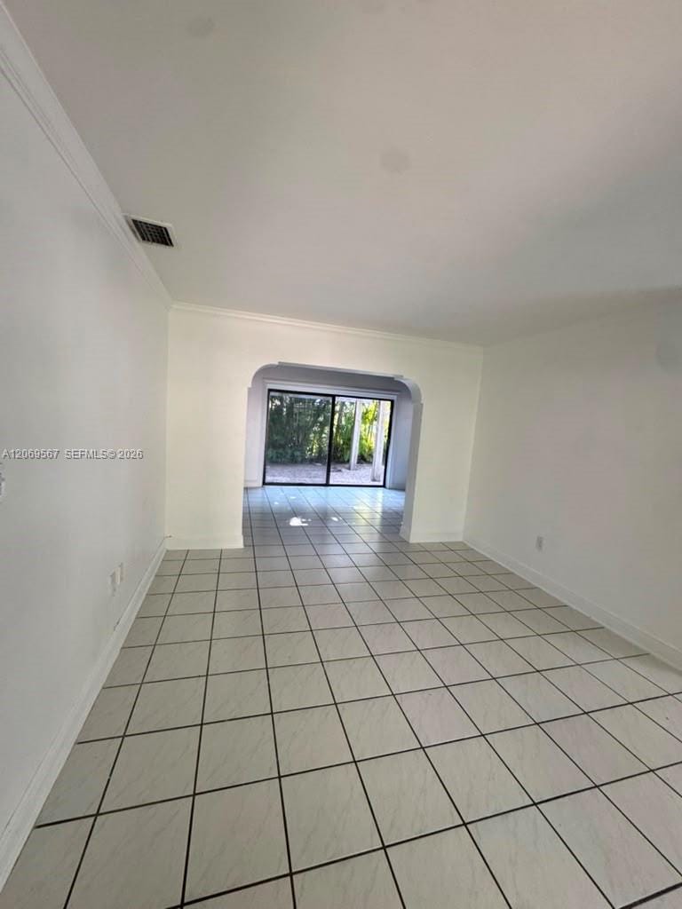 828 Lorca Street — photo 4