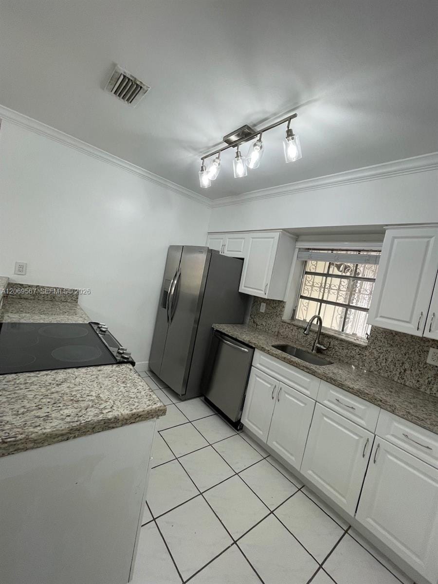 828 Lorca Street — photo 6