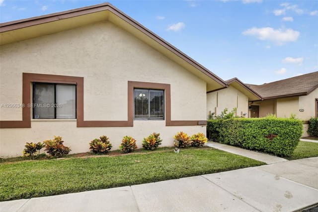 11065 NW 38th Place, sold in Welleby Nw Quadrant, Sunrise, FL