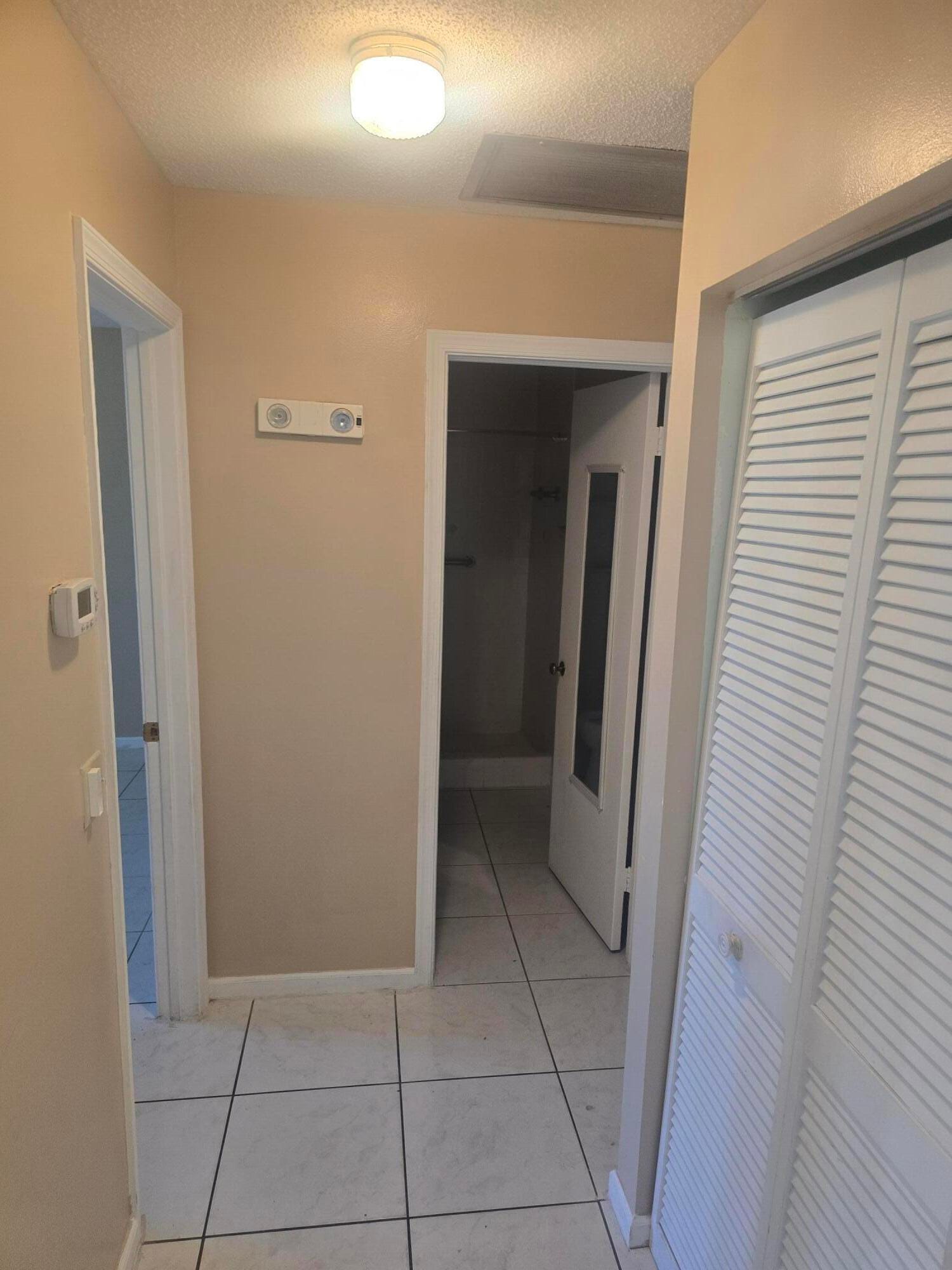 4290 Royal Banyan Way — photo 7