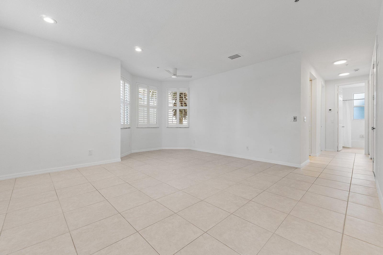 4273 E Main Street — photo 12