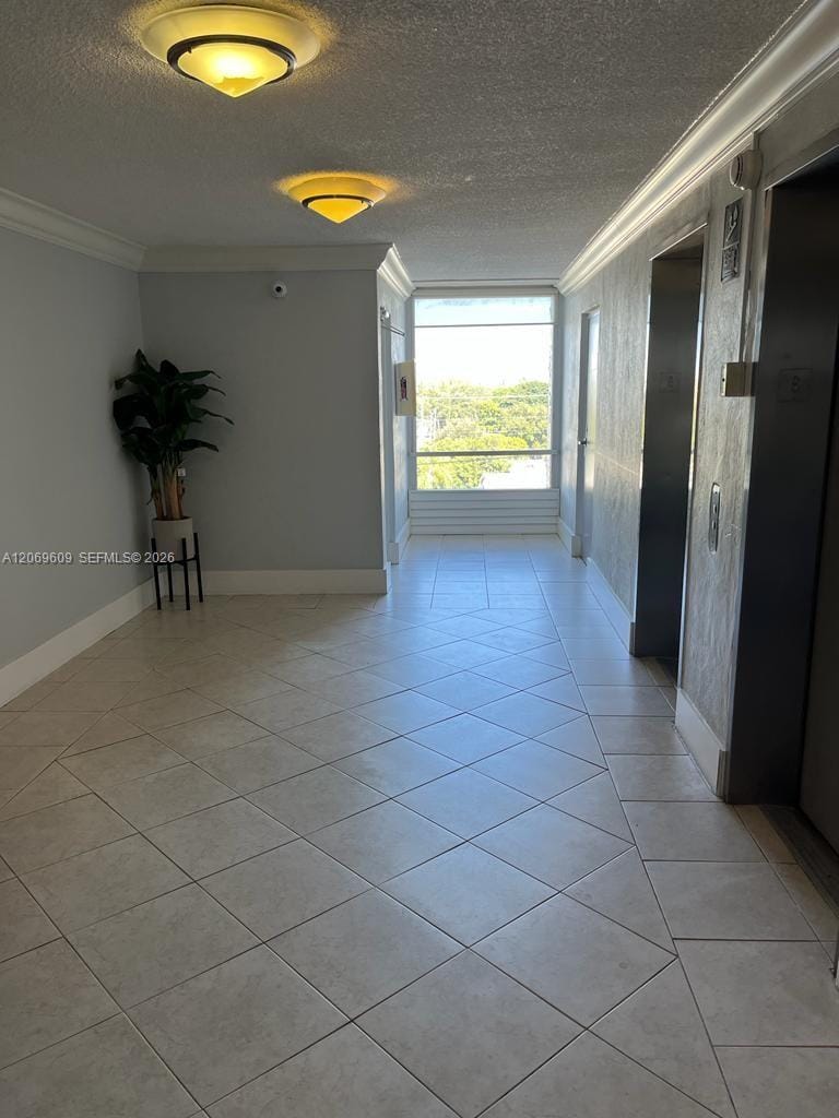2020 NE 135th Street 609 — photo 8