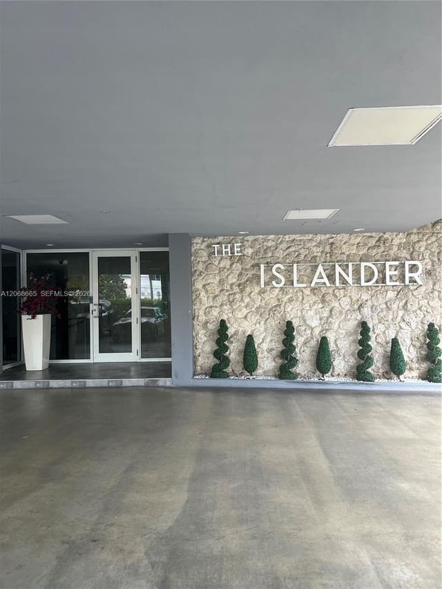 1255 Collins Avenue 705, Islander Condo Apts, Miami Beach, FL