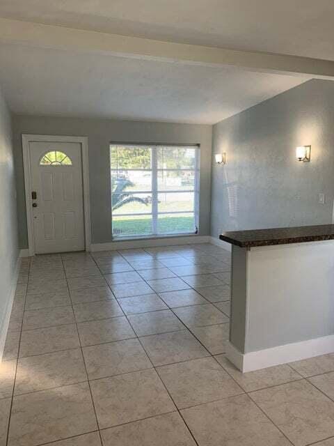 5672 Purdy Lane, West Palm Beach, FL 33415 photo 7