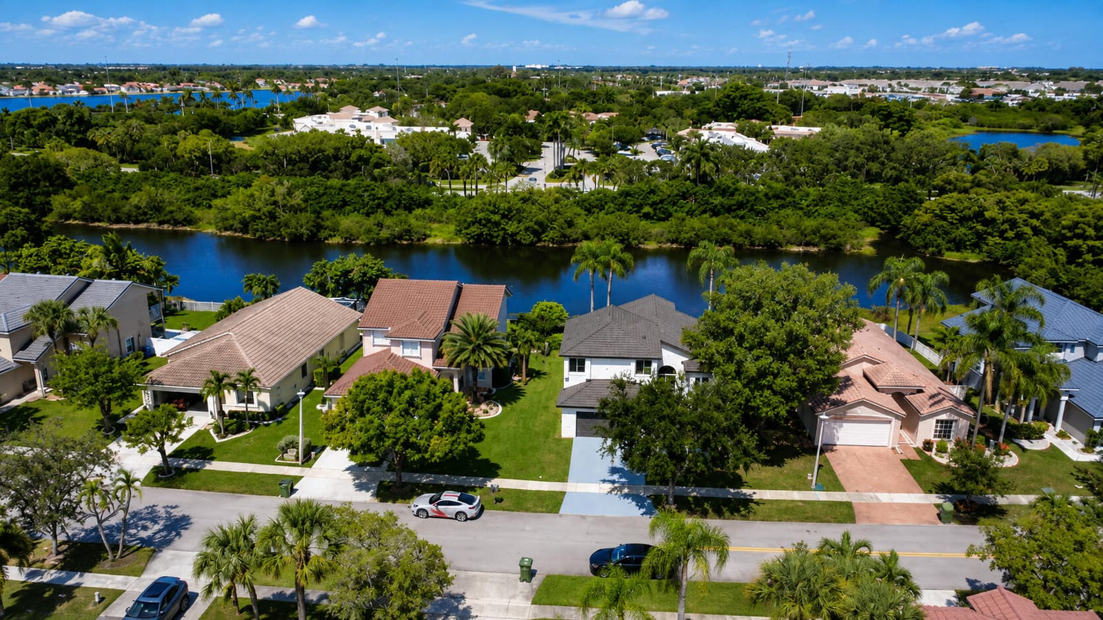 261 SW 178th Way, Pembroke Pines, FL 33029 photo 7