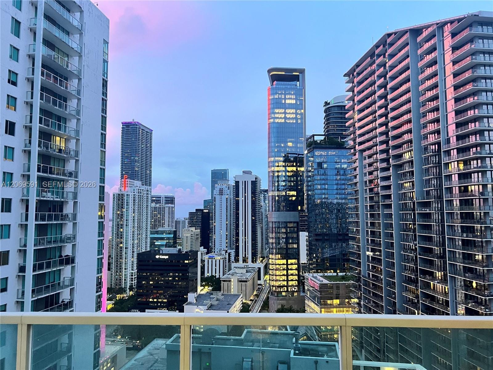 41 SE 5th Street 1908, Miami, FL 33131 photo 14