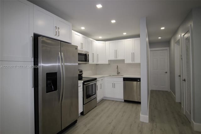 8701 SW 141st Street K6, Palmetto Bay, FL 33176