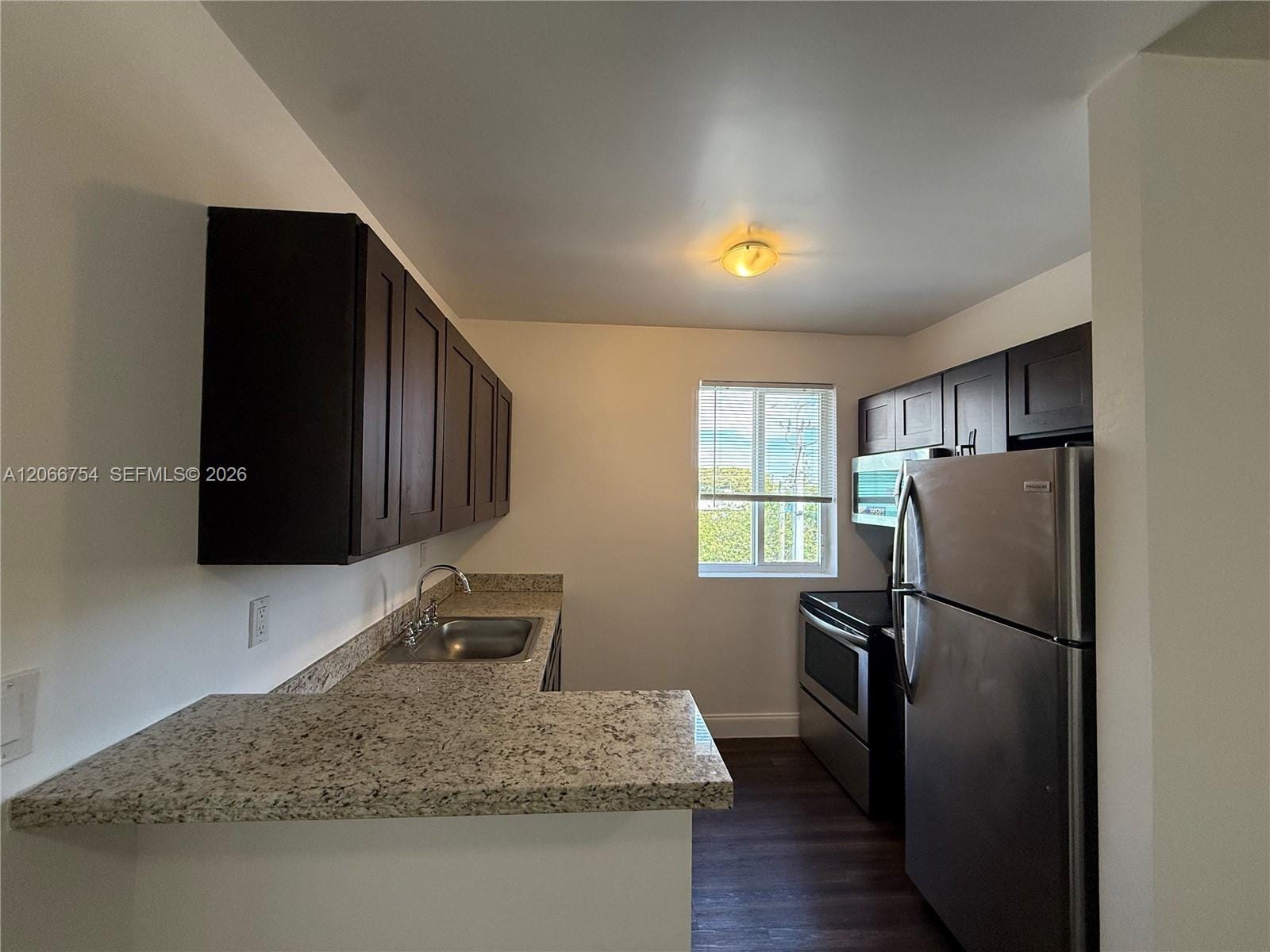 540 NW 7th Street 35 — photo 2