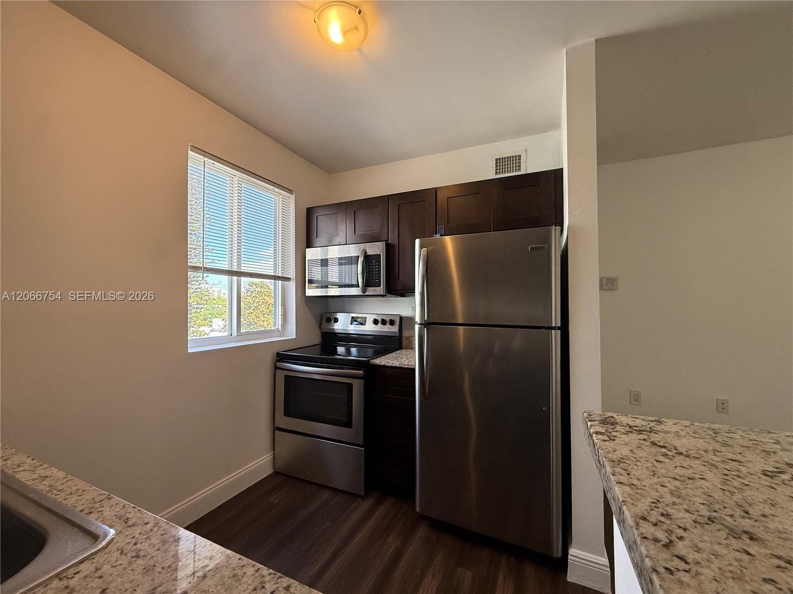 540 NW 7th Street 35 — photo 4