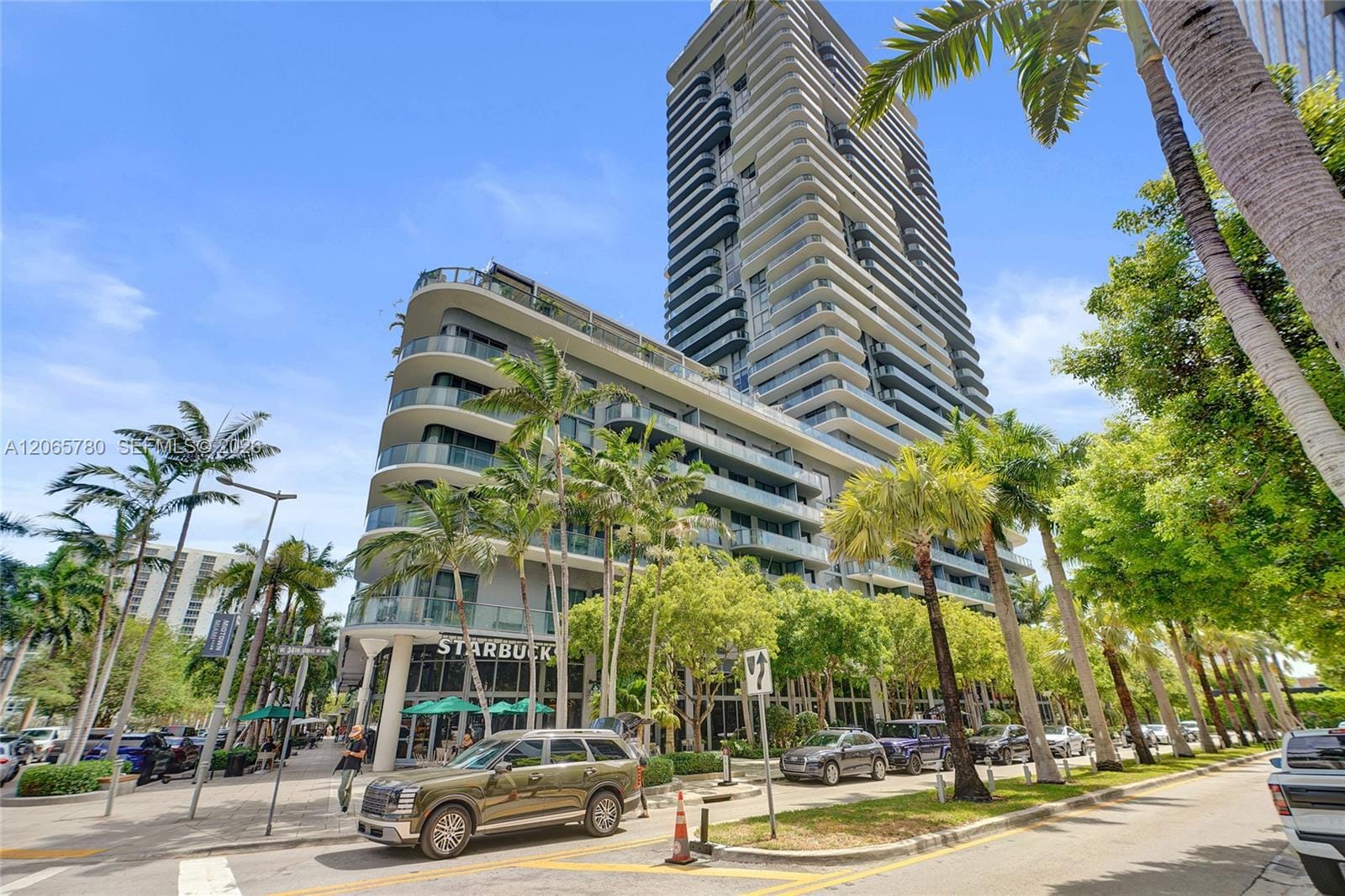 121 NE 34th Street 2705, Miami, FL 33137