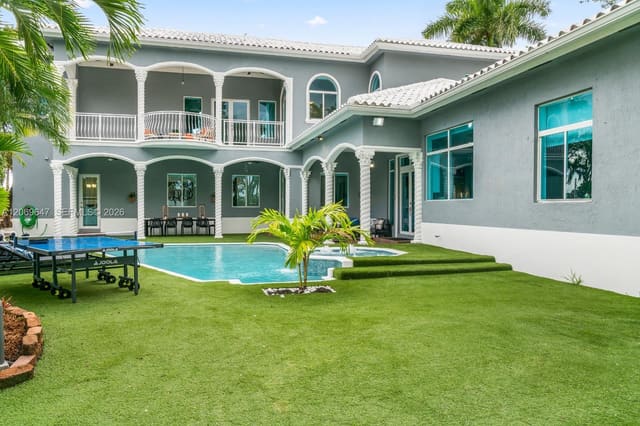 12141 Walsh Boulevard, Miami, FL 33184