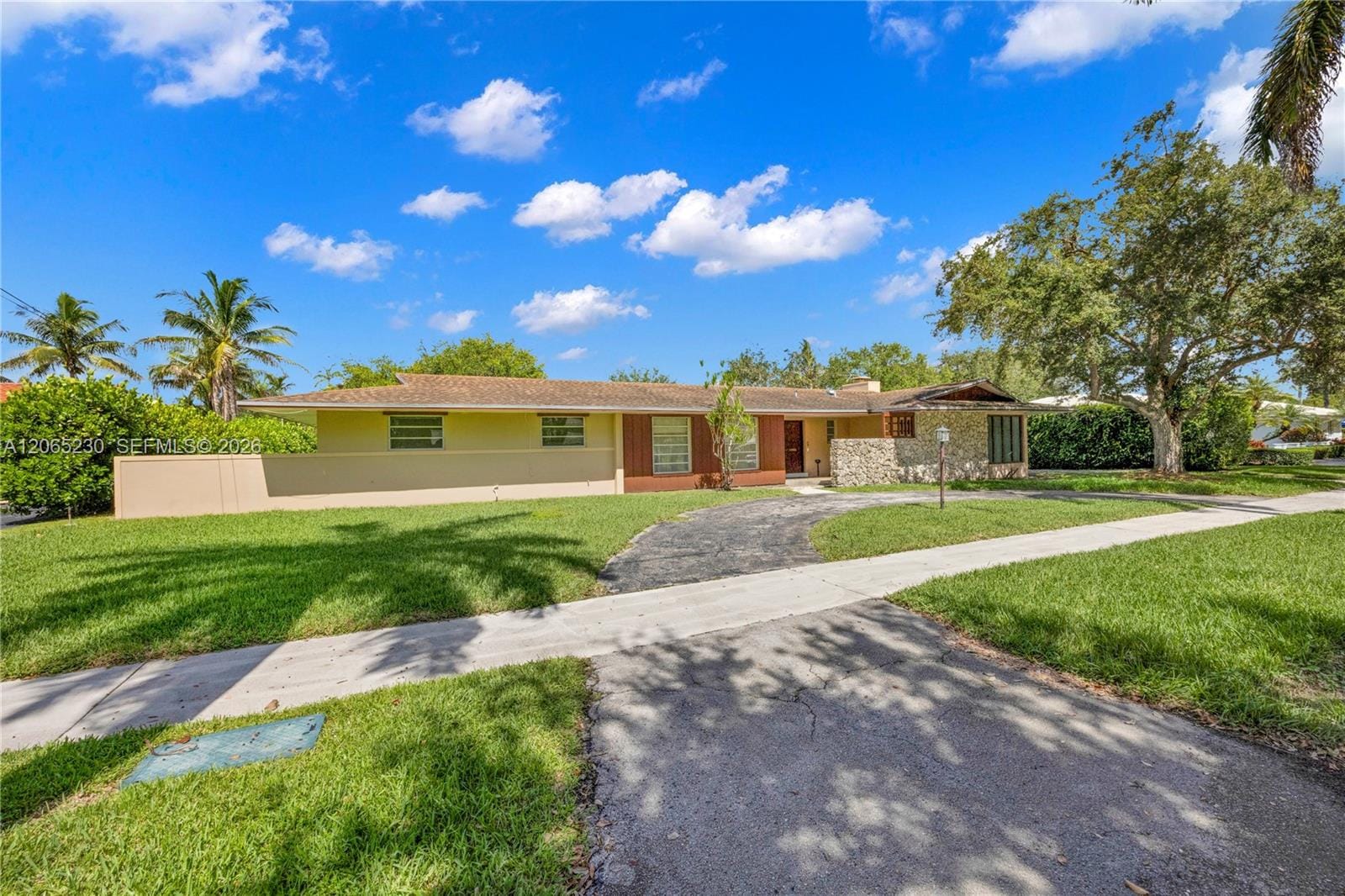 11800 SW 72nd Avenue, Pinecrest, FL 33156 photo 1
