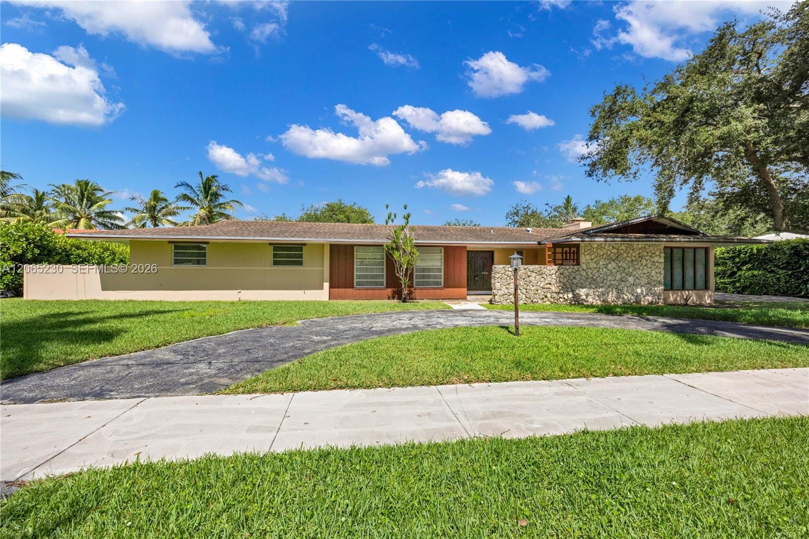 11800 SW 72nd Avenue, Pinecrest, FL 33156 photo 2