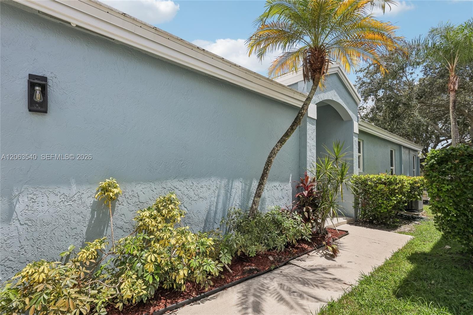 9613 NW 8th Circle — photo 5