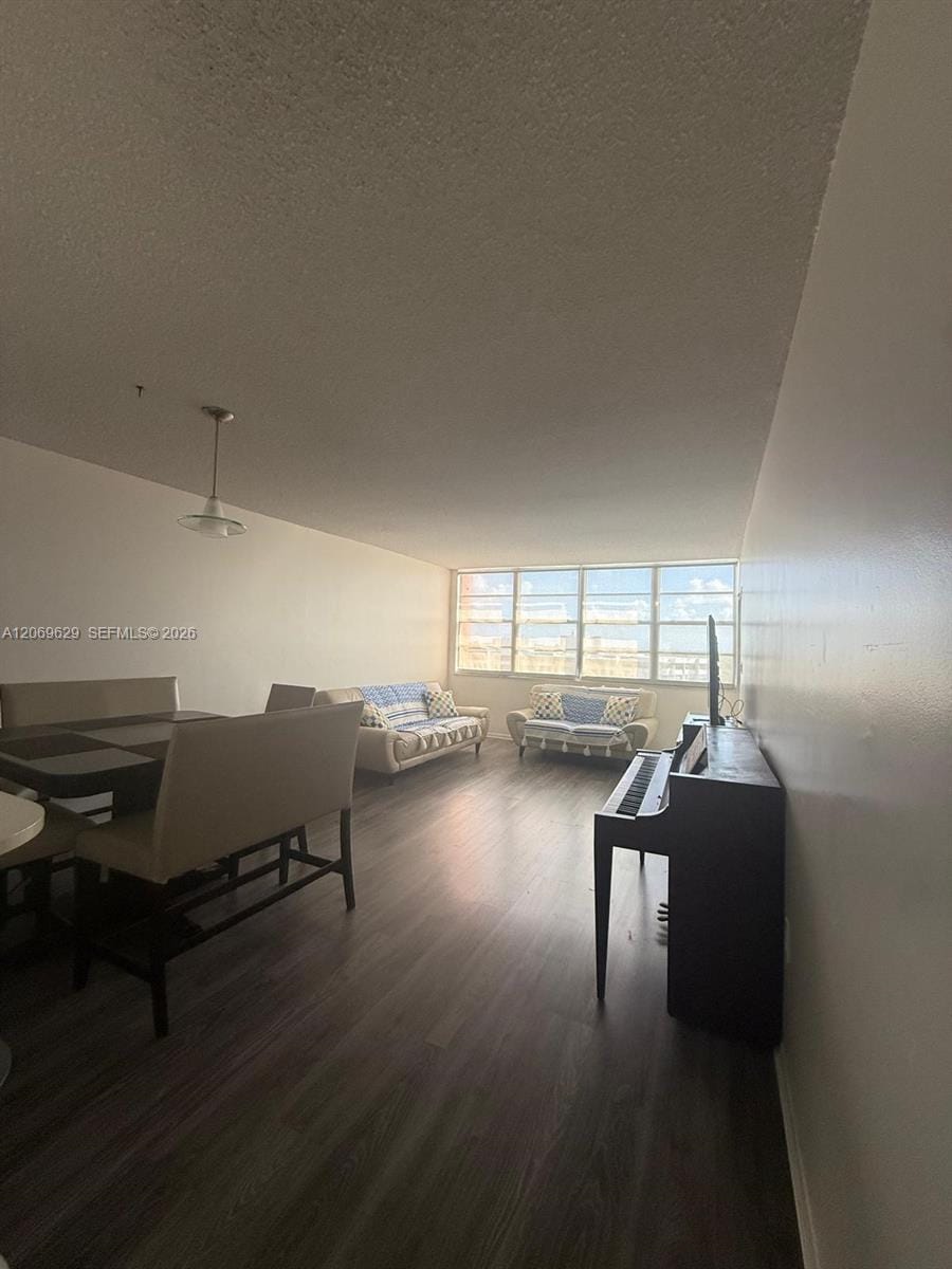 1351 NE Miami Gardens Drive 1113E — photo 2