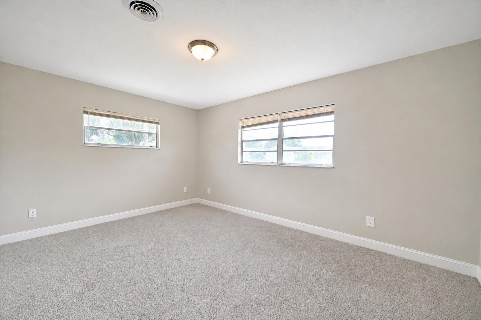 833 PARK MANOR Drive, Orlando, FL 32825 photo 13