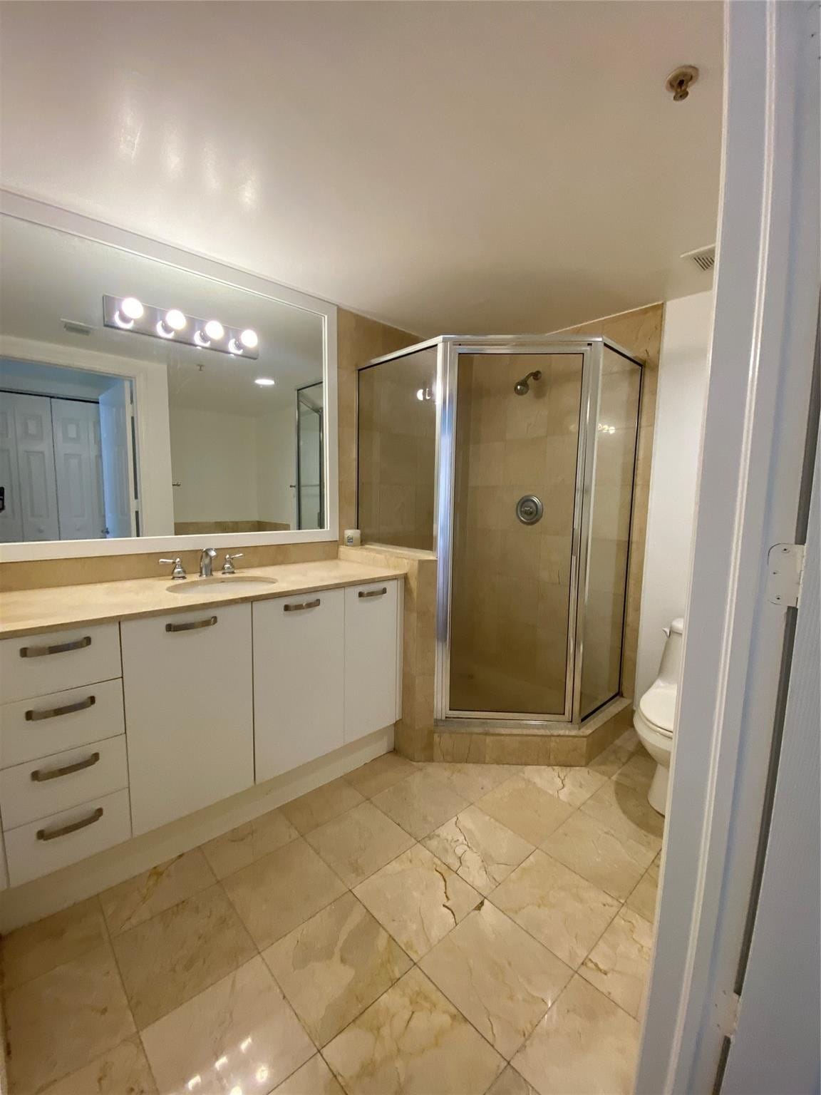 2030 S DOUGLAS Road 403 — photo 8