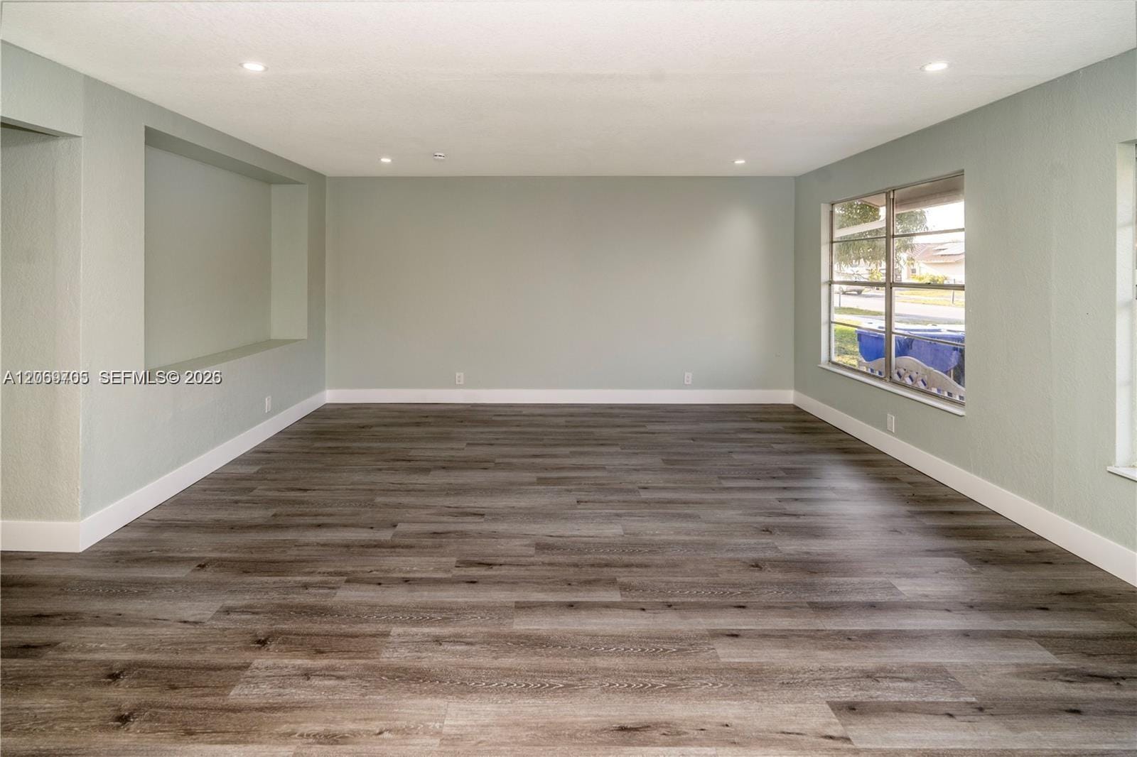 8110 SW 4th Place — photo 8
