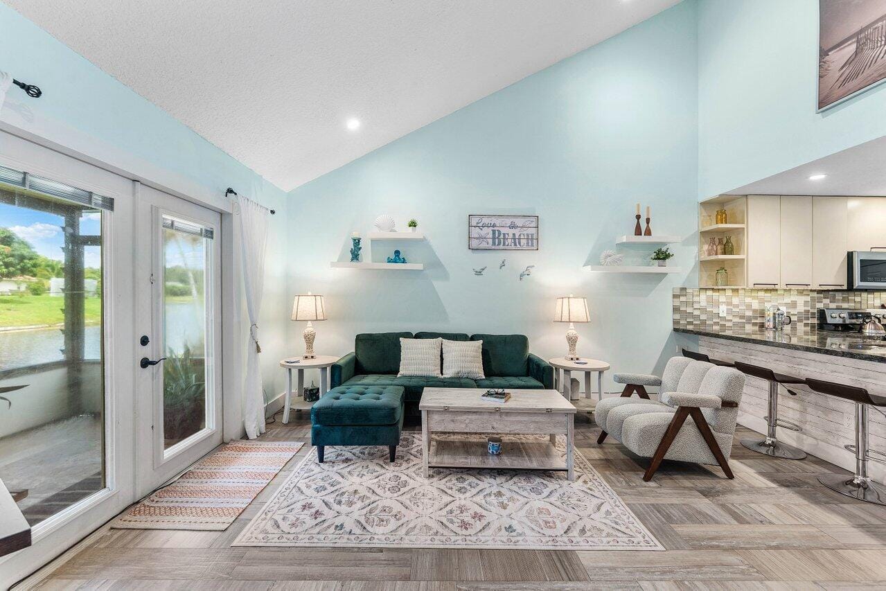 18577 Woodstream Drive, Boca Raton, FL 33498 photo 9