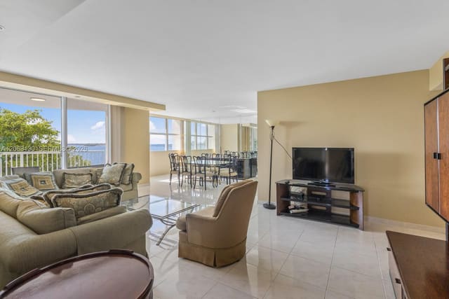 1420 Brickell Bay Drive 601A, Miami, FL 33131
