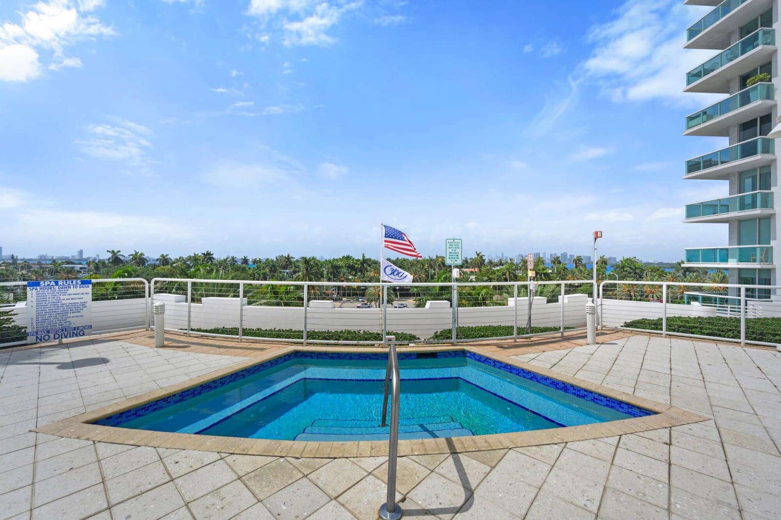 7900 HARBOR ISLAND Drive 1517, North Bay Village, FL 33141 photo 17