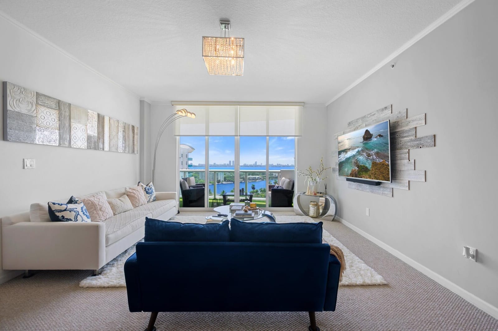 7900 HARBOR ISLAND Drive 1517 — photo 4
