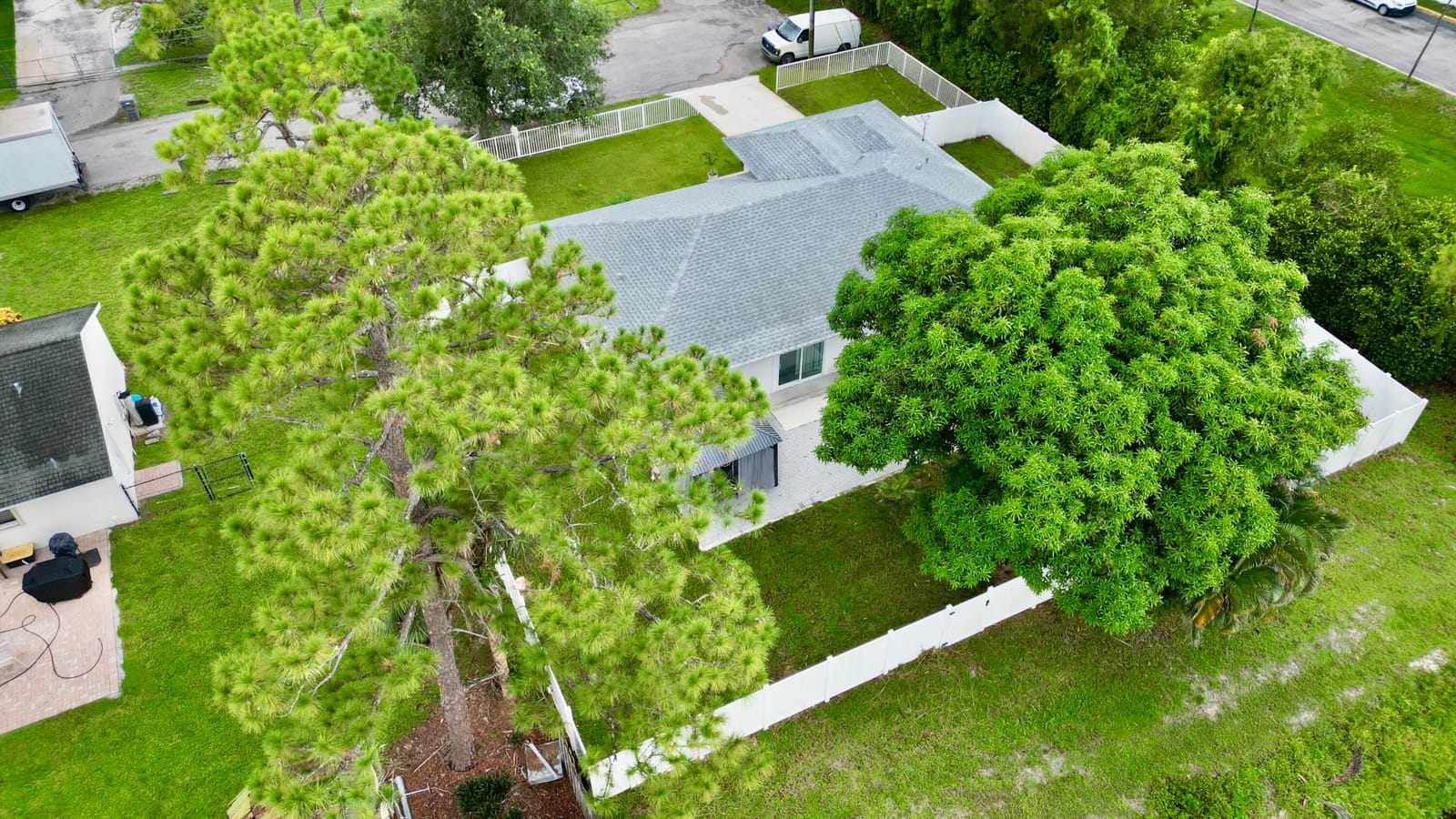 6539 Alexander Road, West Palm Beach, FL 33413 photo 8