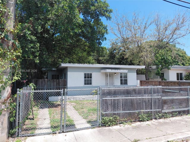 5731 NW 6th Avenue, Miami, FL 33127