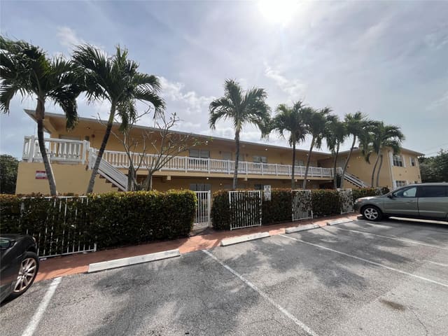 1414 NE 5th Terrace 2, Fort Lauderdale, FL 33304