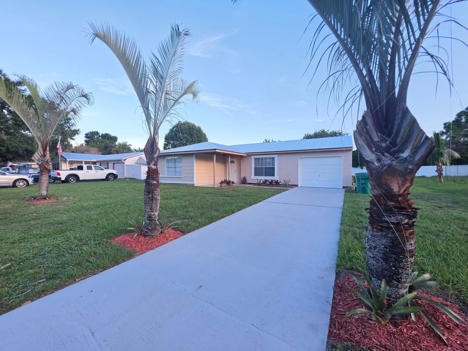 442 SW BELMONT Circle, Port St. Lucie, FL 34953