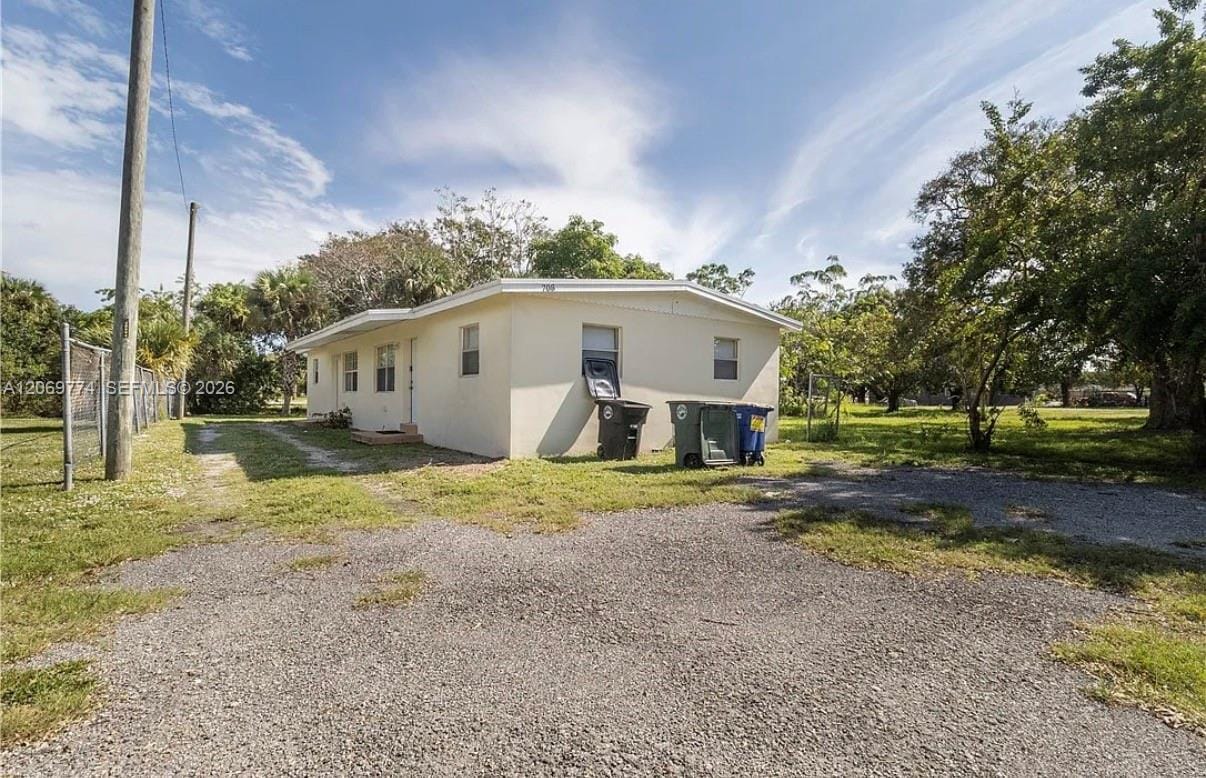708 N 14th Street B, Fort Pierce, FL 34950 photo 13