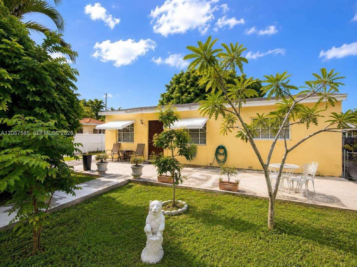 371 W 47th Street, Hialeah, FL 33012