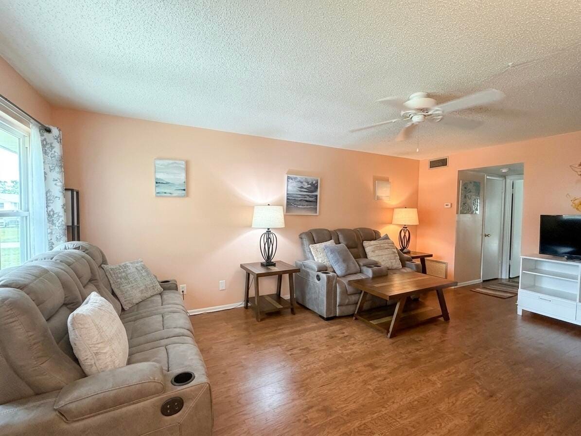 28 PINE ARBOR 105, Vero Beach, FL 32962 photo 5