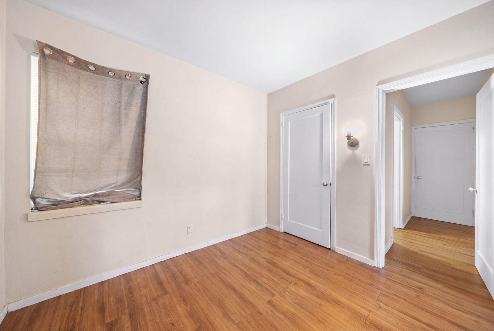 1602 S 17th Avenue 1-3 — photo 3