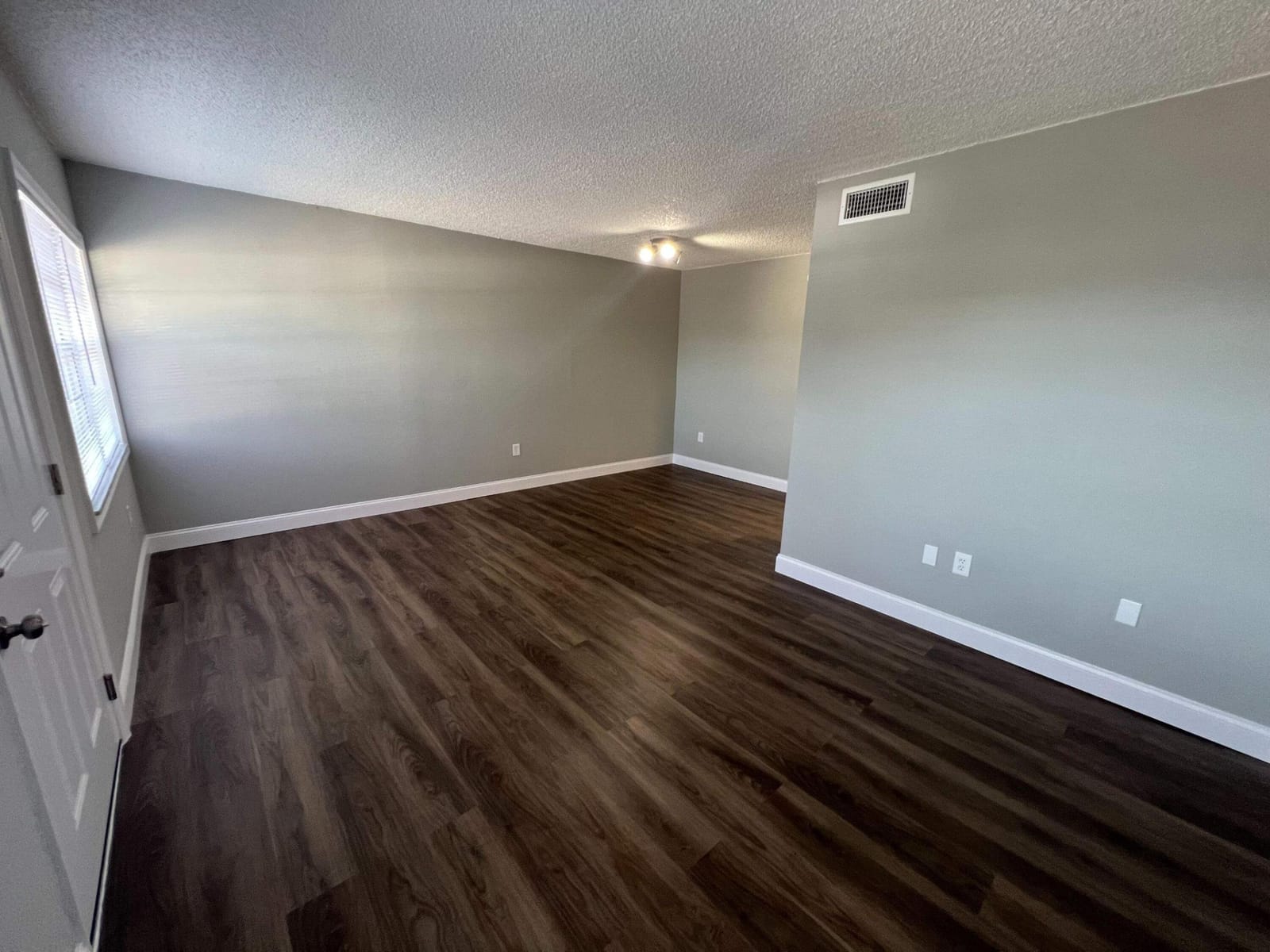 2605 NW 135TH Street 208 — photo 2