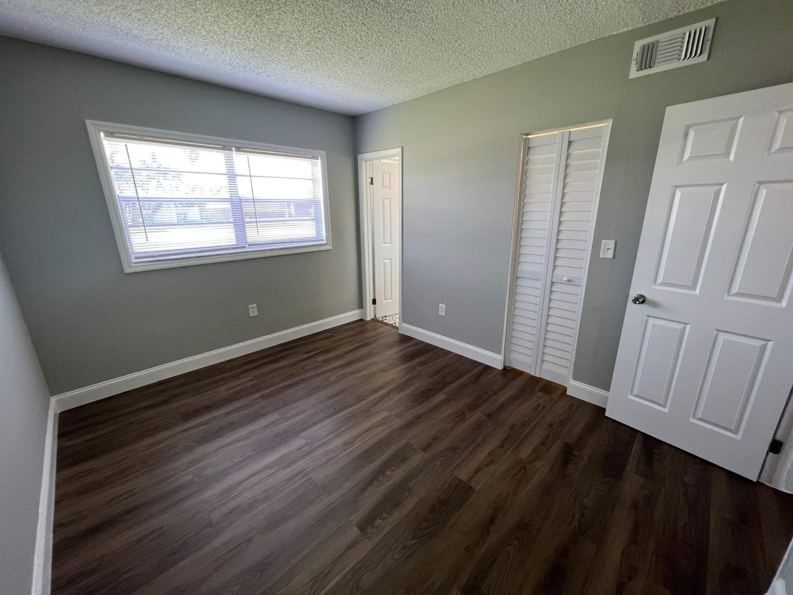 2605 NW 135TH Street 208 — photo 8